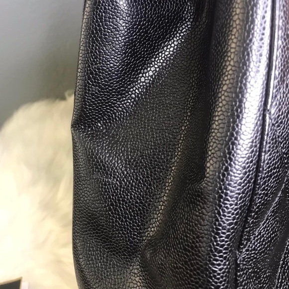 ❌SOLD❌CHANEL Caviar Leather and Resin Chain Tote Bag Black - Picture 10 of 16
